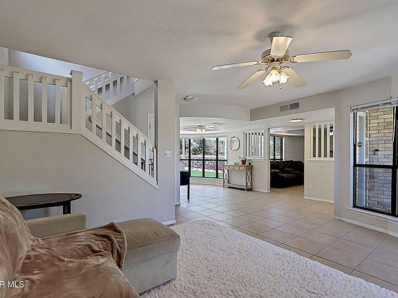 3rd image of 7136 Desert Jewel Dr