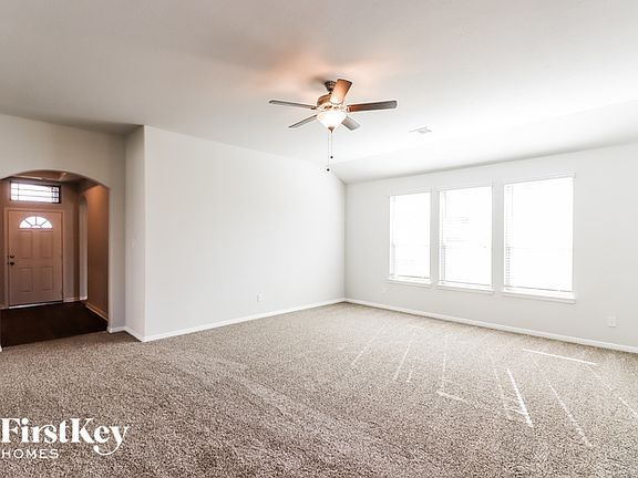 3rd image of 603 Turtle Dove Dr