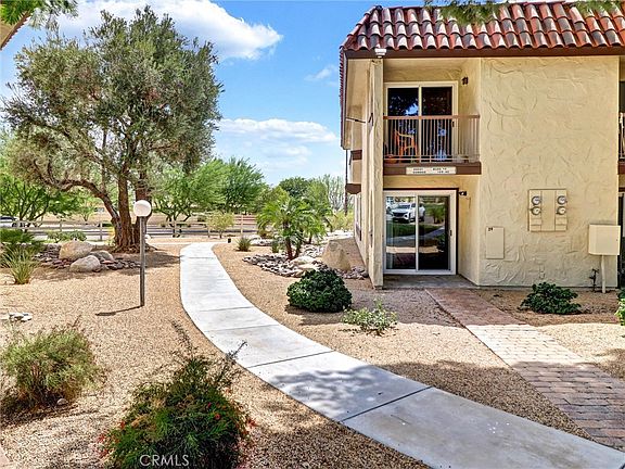 5th image of 64281 Spyglass Ave
