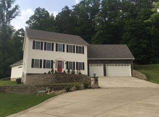 29 Chiswick Way, Winfield, WV 25213