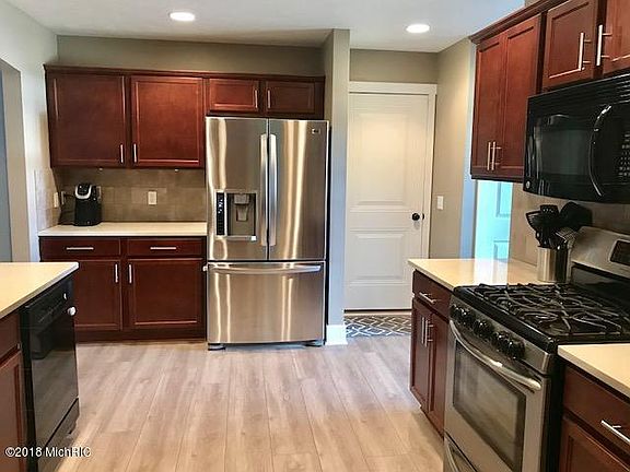 2nd image of 6537 Byron Woods Dr SW