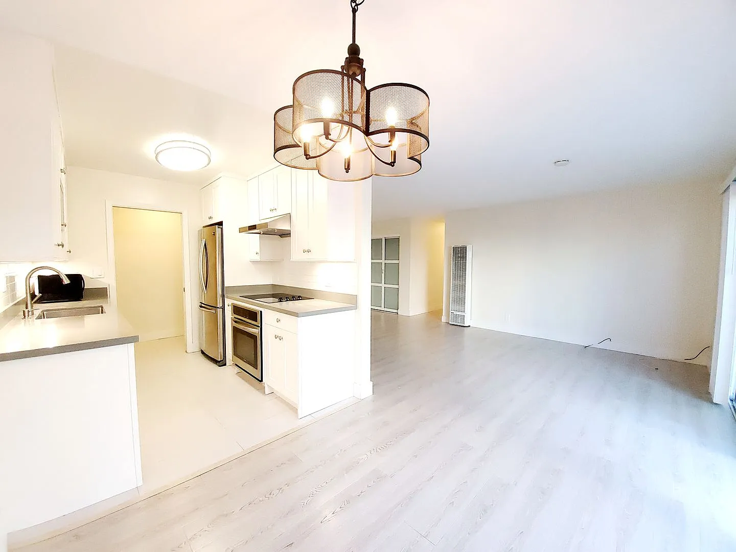 VILL239 — Photo 1
