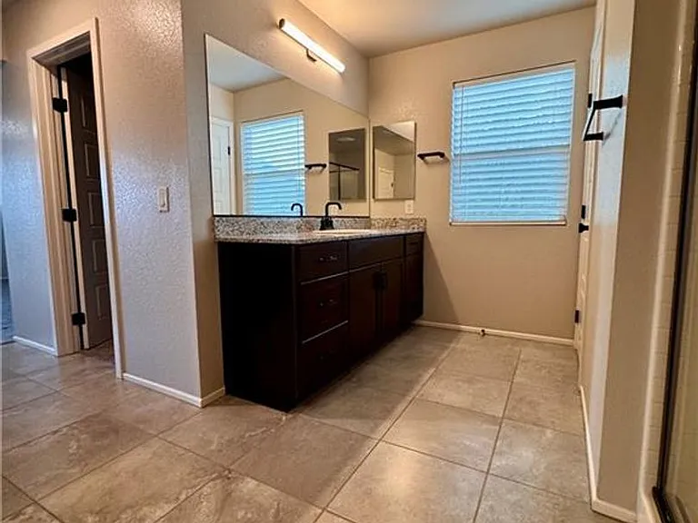 7461 Opal Star St — Photo 7