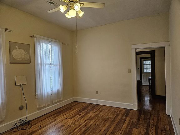 4th image of 143 Circle Dr #143