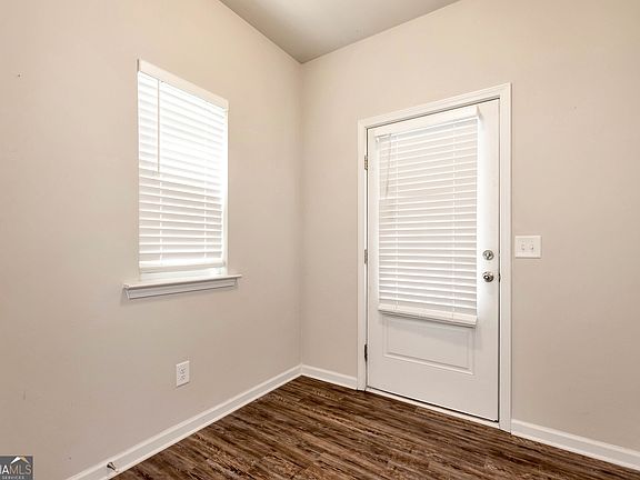 3rd image of 157 Inman Dr
