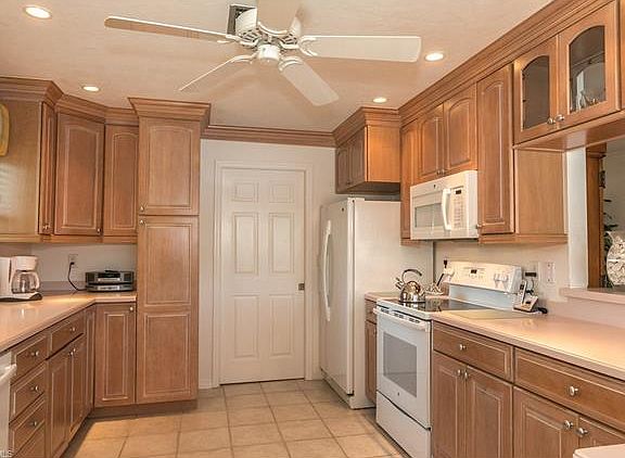5th image of 28433 Sombrero Dr