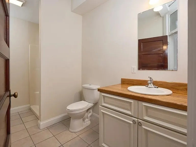 15 Hamilton St #1 — Photo 17