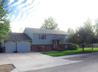 602 Golden West Dr, Belgrade, MT 59714