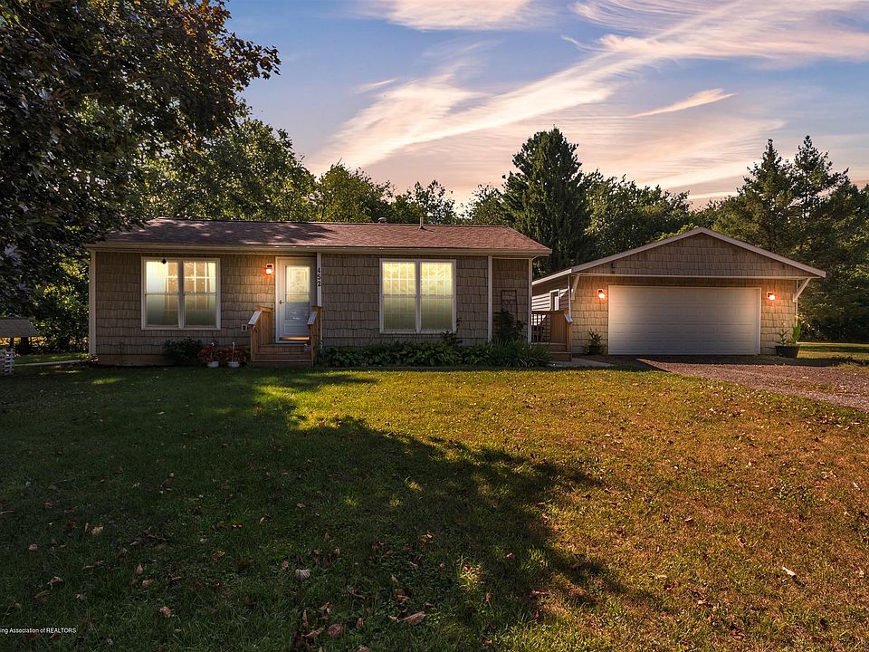 1st image of 452 Maitland Dr