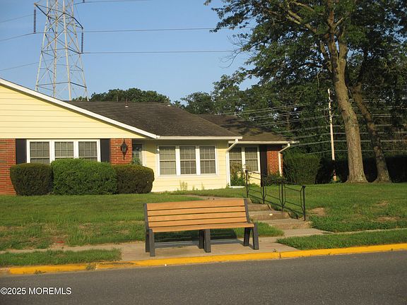 2nd image of 350B Dorchester Drive #B