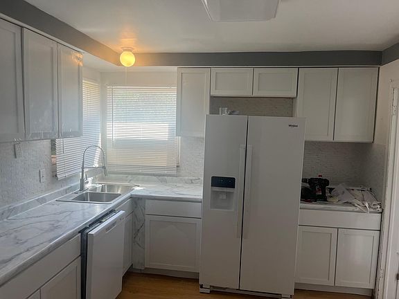 2nd image of 15300 Stahelin Ave
