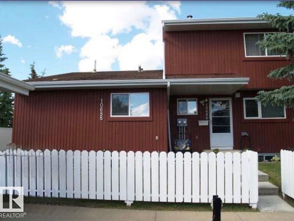 1st image of 10688 Beaumaris Rd NW