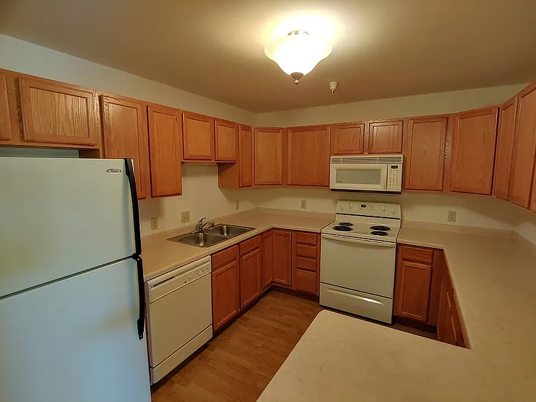 Johnson Place Apartments — Photo 12