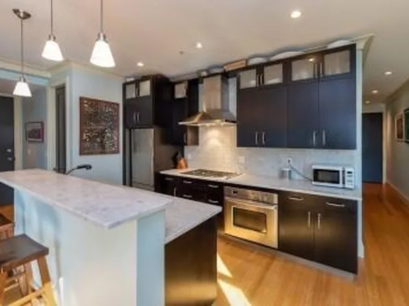354 Dorchester St APT 4, South Boston, MA 02127
