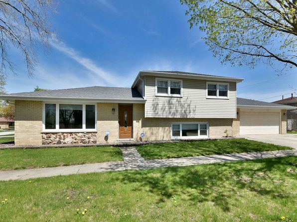 9137 Moody Ave, Oak Lawn, IL 60453