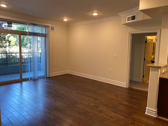 Living room (example)