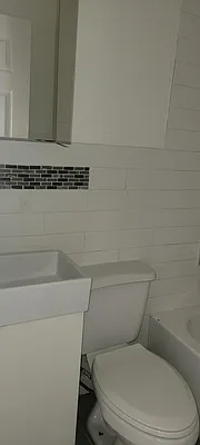 Rented by Obiajula Ugbomah, LREB | media 12