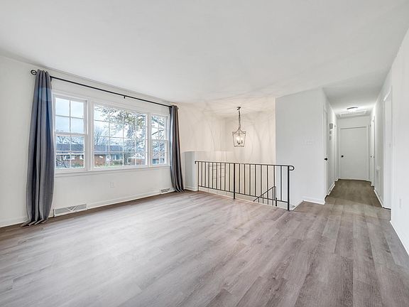 4th image of 4539 Pennsylvania Ave NE