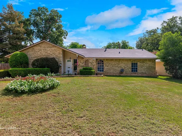 1318 Parkway Cir, Bossier City, LA 71112
