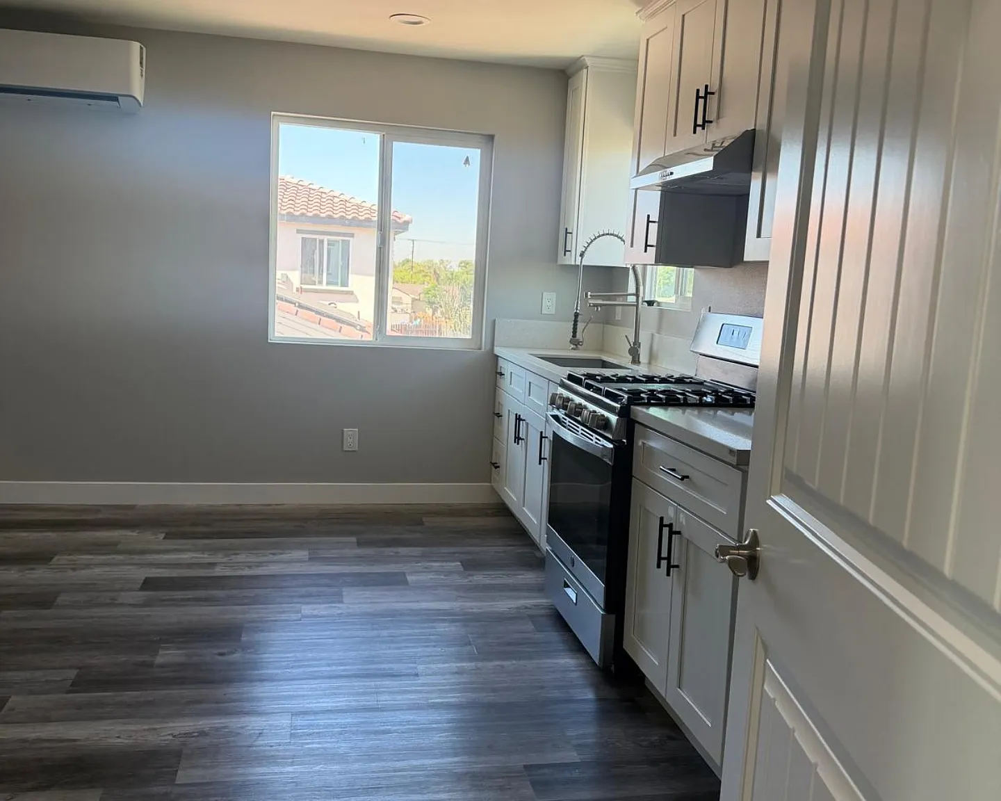 1 bed, 500 sqft, $1,850 — Photo 3