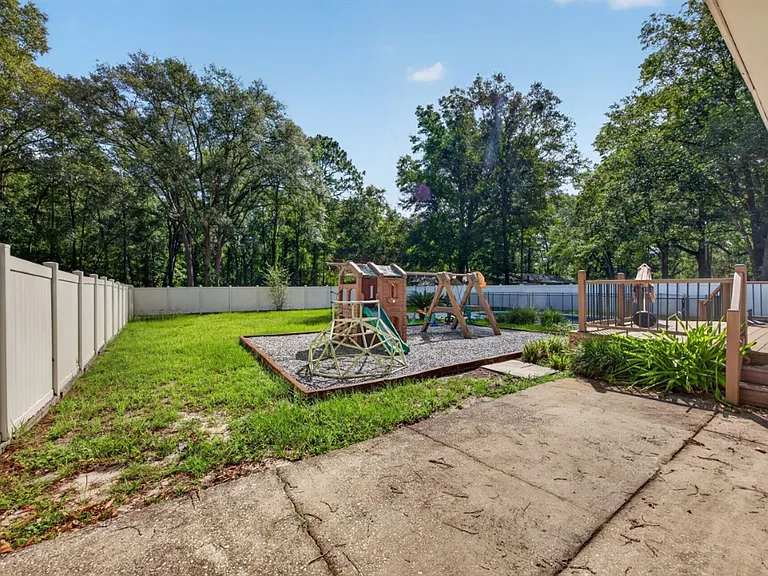 892 Branscomb Rd — Photo 33