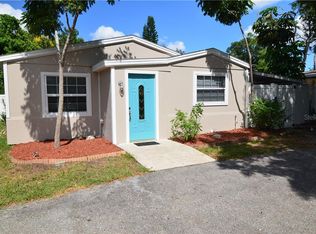3121 Elmer St, Sarasota, FL 34231