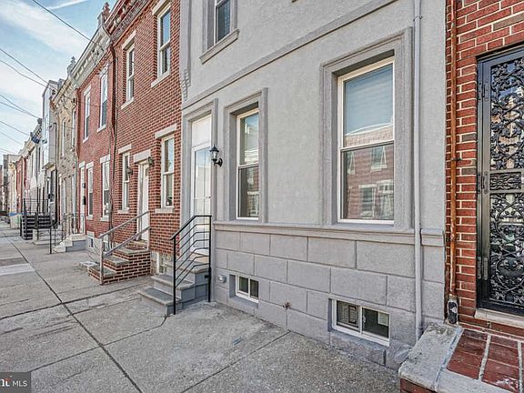 2nd image of 2742 Oakford St