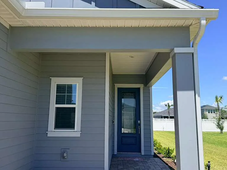 82 Pentwater Rd — Photo 3