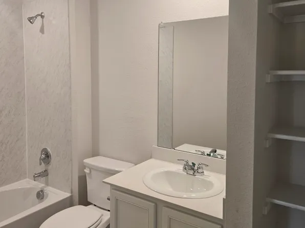 904 Jefferson Way, Sherman, TX 75090