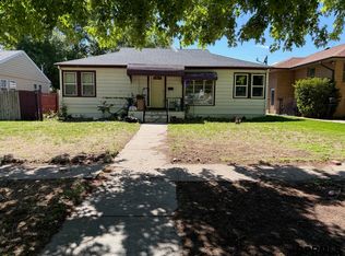 1209 N Jefferson St, Lexington, NE 68850