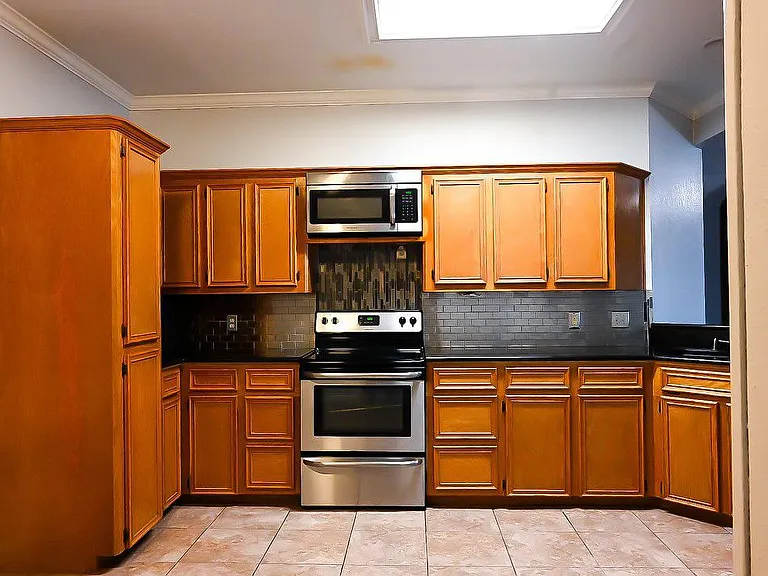Large Kitchen
