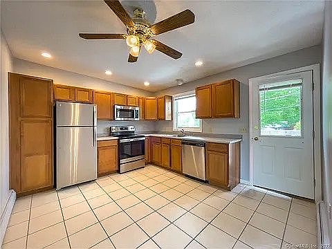 2nd image of 7 Parker Ave APT 4