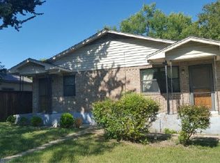 8136 Carlos St #DUPLEX, Fort Worth, TX 76108