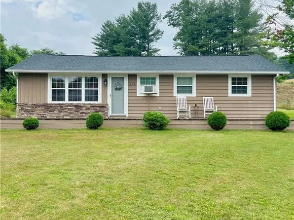 479 Beaver Dr, West Jefferson, NC 28694