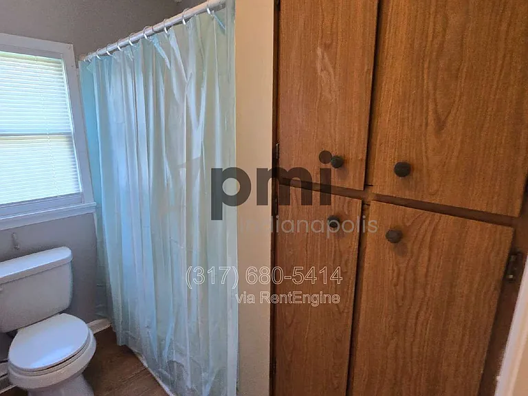 153 S Cypress Ave — Photo 18
