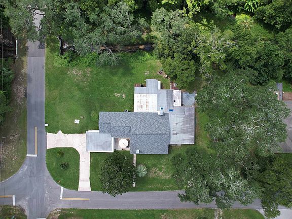 3rd image of 4002 Shore Dr