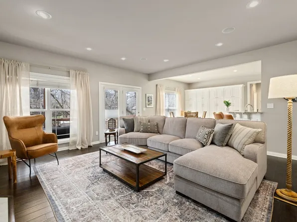 301 Genesis Dr #Id1221815p, Bentonville, AR 72712