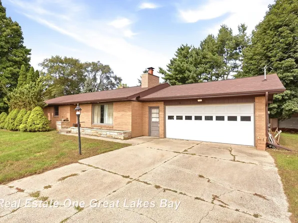 1821 E Michigan Ave, Mount Pleasant, MI 48858