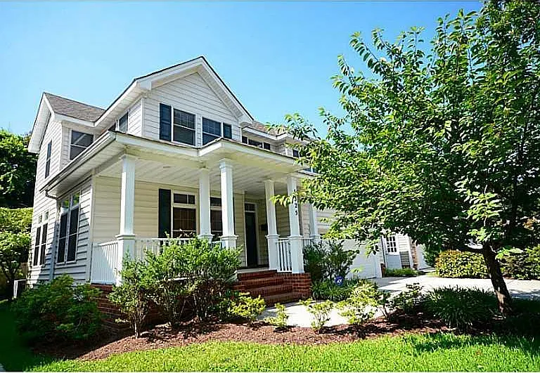 1325 Buckingham Ave — Photo 10