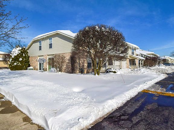 3rd image of 7258 White Ash Dr