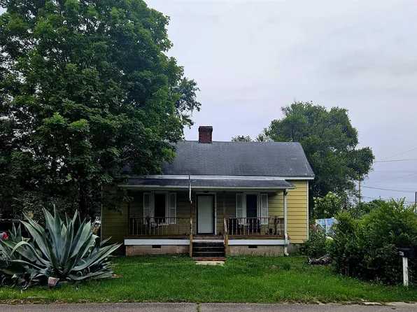 738 Center St, West Columbia, SC 29169