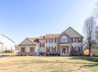 803 Arbor Ln, Schwenksville, PA 19473