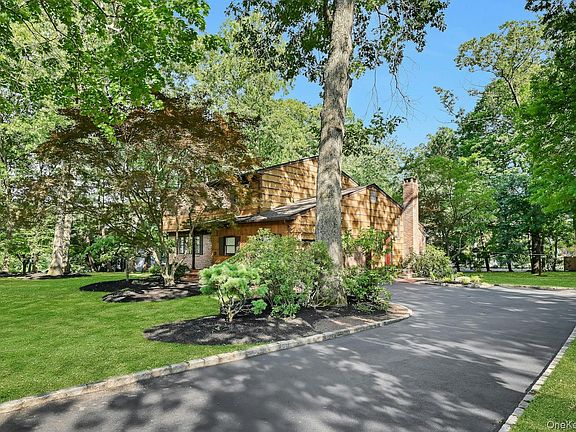 3rd image of 19 York Drive