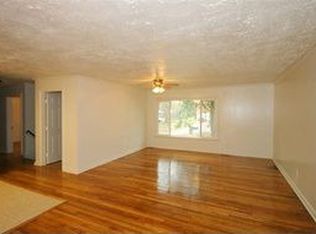 403 Pine Valley Dr, Warner Robins, GA 31088