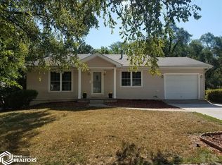 612 Winchester Dr, Ottumwa, IA 52501