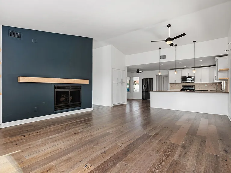 3607 Laredo St — Photo 8