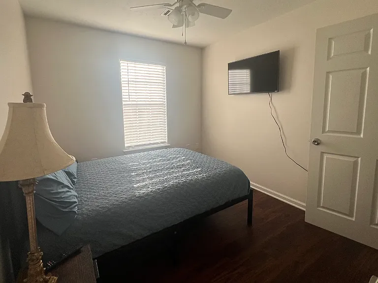 1423 Hamilton St — Photo 12