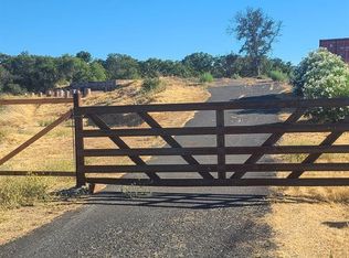 5781 Lake Ridge Rd, Ukiah, CA 95482