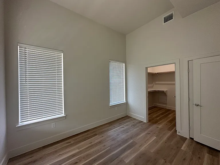 1414 N Locust St #2301 — Photo 6