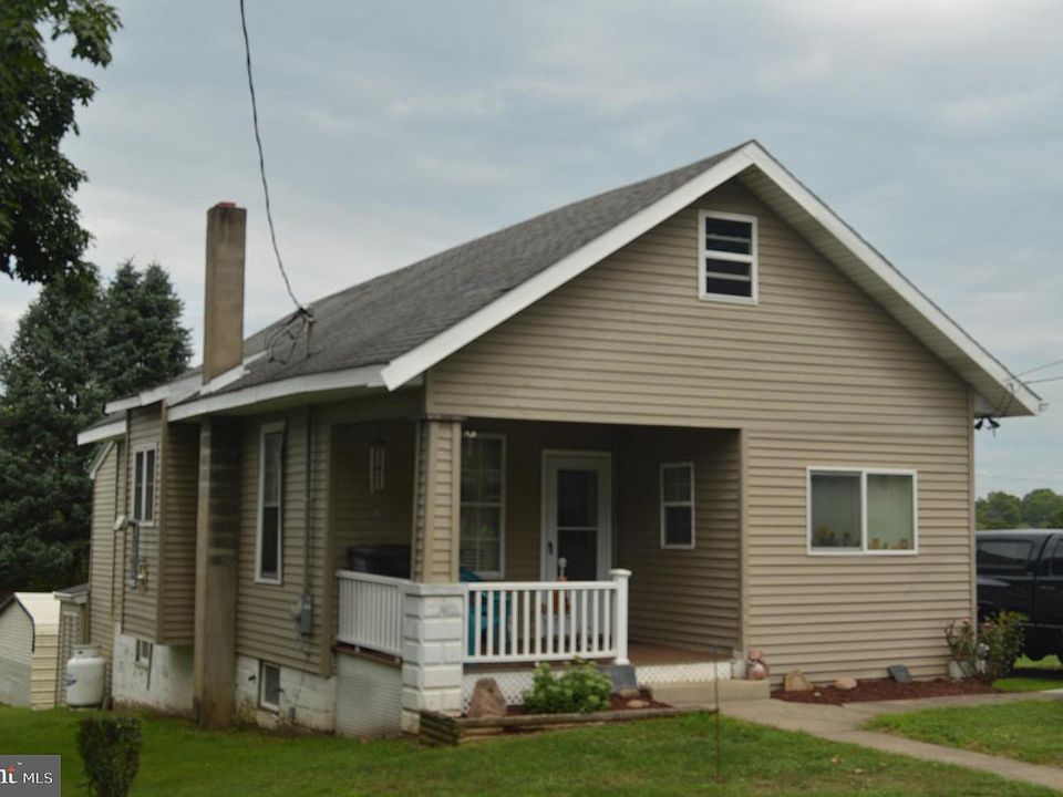 1st image of 301 Old River Rd